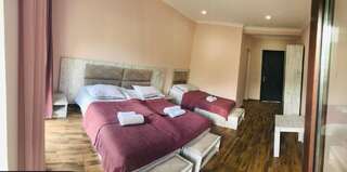 Отель Hotel Ramaz Paliani Местиа Трехместный номер с балконом-3