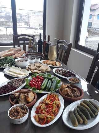 Отель Hotel Ramaz Paliani Местиа Двухместный номер Делюкс с 1 кроватью или 2 отдельными кроватями и балконом-3